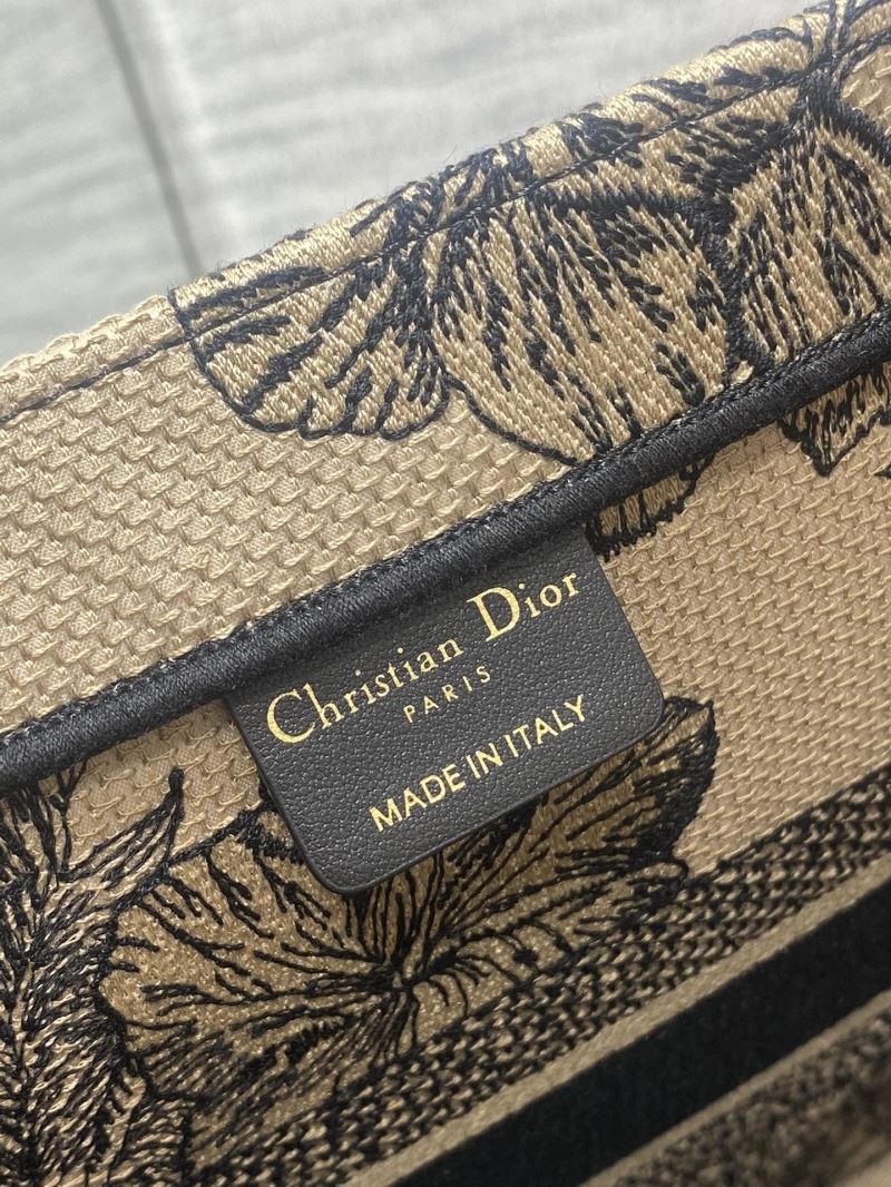 Christian Dior Shopping Bags